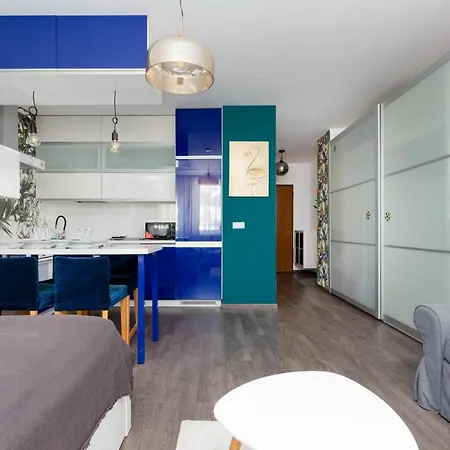 Elegant Wola Tower By Renters Διαμέρισμα